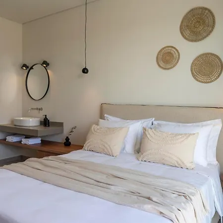 Massari Hills Luxury Living * Malónasz