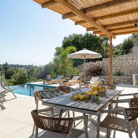 Massari Hills Luxury Living Μάλονα Village