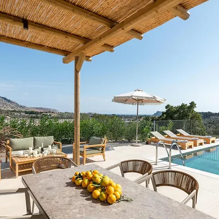 Massari Hills Luxury Living * Malónasz
