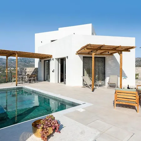Massari Hills Luxury Living * Malónasz