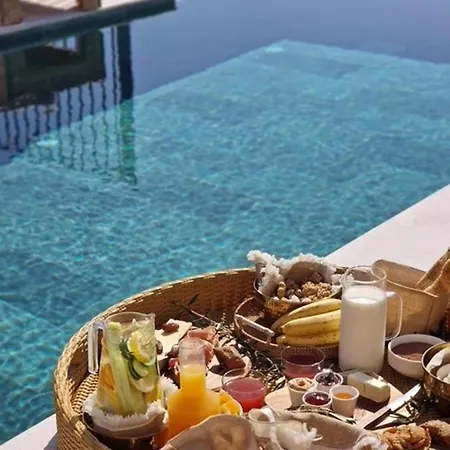 Massari Hills Luxury Living * Μάλονα Village