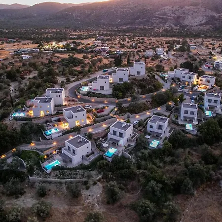 ヴィラ Massari Hills Luxury Living Malona Village