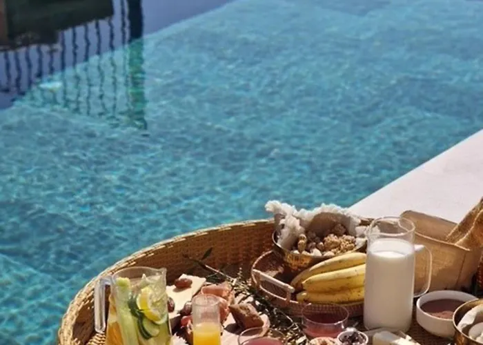 Massari Hills Luxury Living * Malona Village