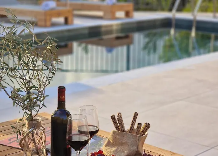 Massari Hills Luxury Living Malona Village